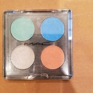 MAC Eyeshadow Palette